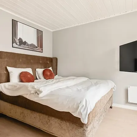 Feriehus Dinbnb I Skansen Funhouse! Gym, Outdoor-area & Location!