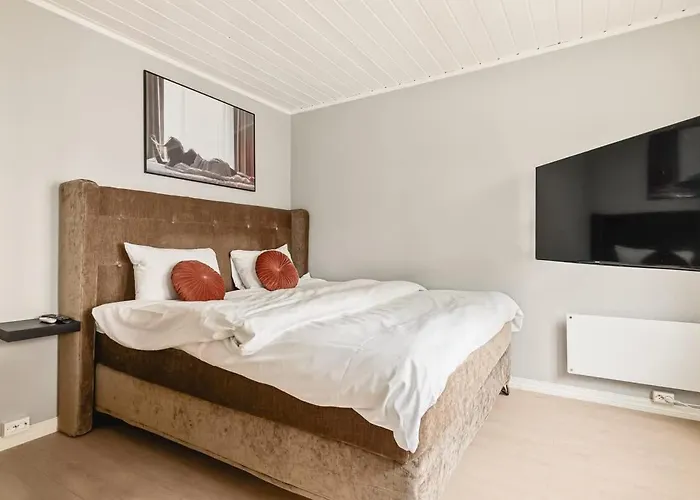 Semesterbostad Dinbnb I Skansen Funhouse! Gym, Outdoor-area & Location!
